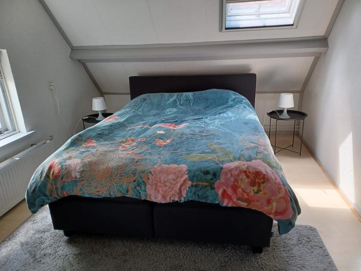 Karakteristiek Huis In Centrum Winsum Met Nieuwe Badkamer 外观 照片