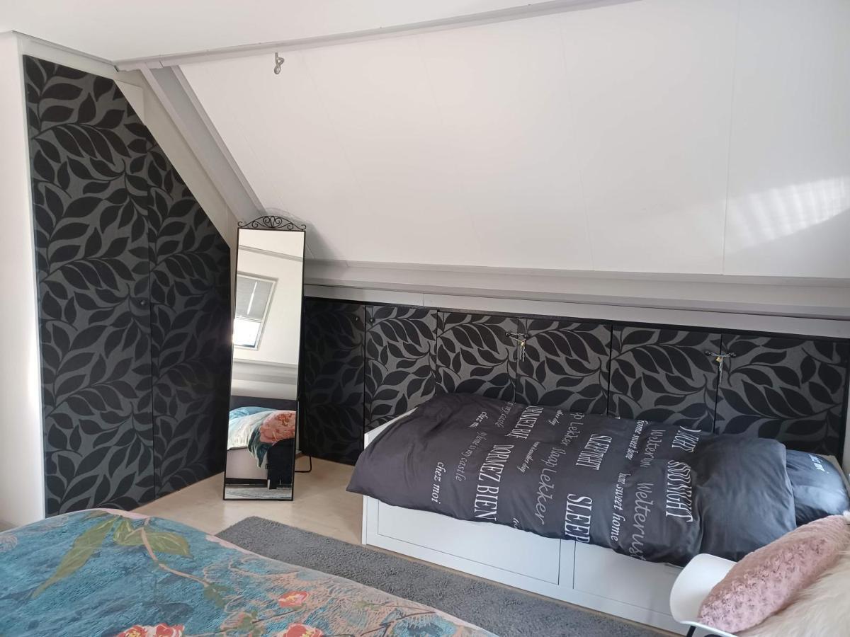 Karakteristiek Huis In Centrum Winsum Met Nieuwe Badkamer 外观 照片